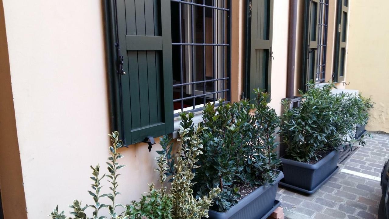 Mandria Apartments 1 2 Bologna Eksteriør bilde